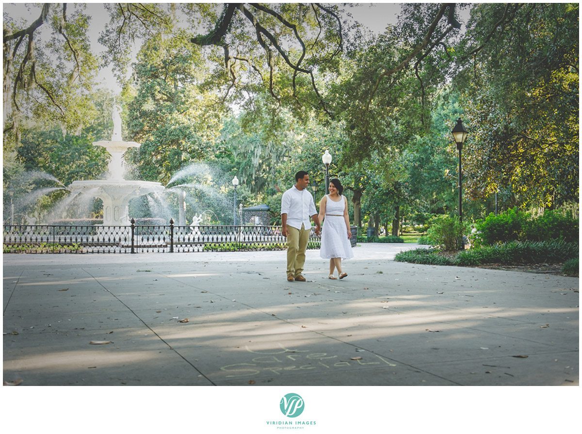 Savannah=GA-Engagement-Forsyth-Park-Viridian-Images-Photography-photo-1
