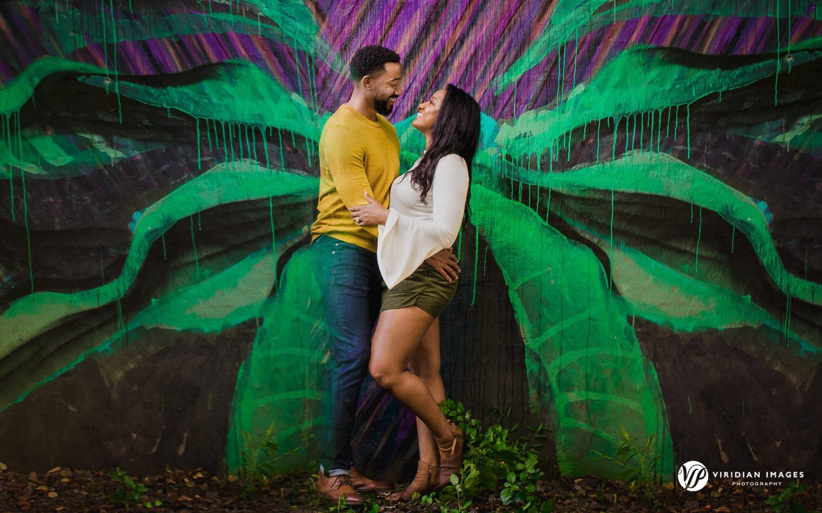 fall outfit inspiration for engagement session at piedmont park